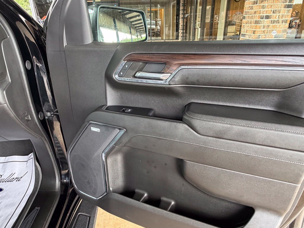 Used 2024 GMC Sierra 1500 SLT AWD/4WD image 26