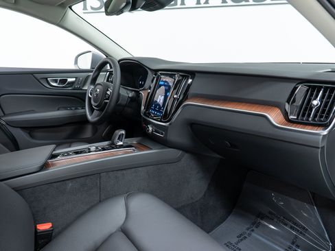 New 2026 Volvo V60 B5 Cross Country Plus w/ Climate Package AWD/4WD image 21