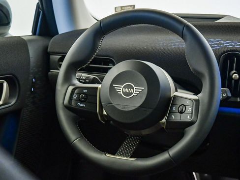 Used 2025 MINI Cooper S image 13