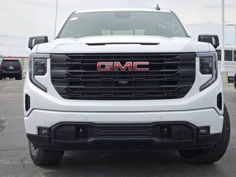 New 2026 GMC Sierra 1500 Elevation w/ Elevation Premium Package AWD/4WD image 19