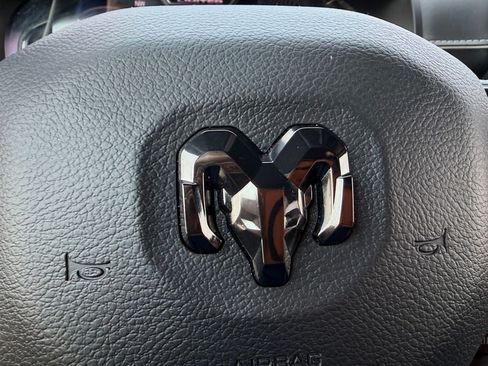 Used 2024 RAM 1500 Limited AWD/4WD image 37