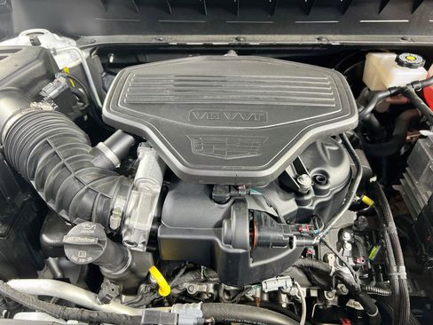 Used 2025 Cadillac XT6 Sport AWD/4WD image 31