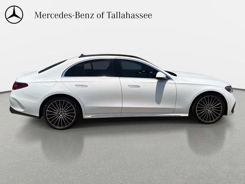 Used 2025 Mercedes-Benz E 450 4MATIC Sedan image 4