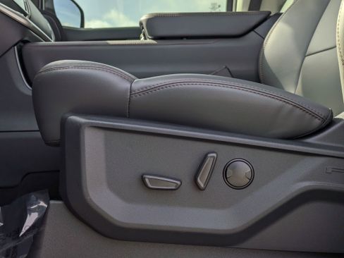 New 2025 Ford Expedition Max Active image 26