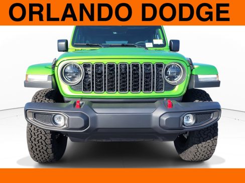 Used 2026 Jeep Wrangler Unlimited Rubicon w/ Technology Group AWD/4WD image 3