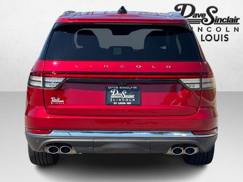 Used 2025 Lincoln Aviator Reserve w/ Equipment Group 201A AWD/4WD image 4