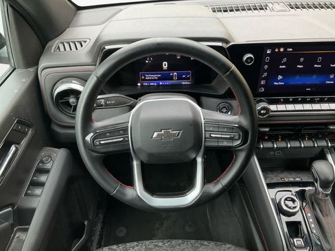 Used 2023 Chevrolet Colorado Z71 w/ Z71 Convenience Package 2 image 12