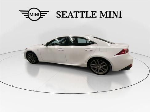 Used 2016 Lexus IS 200t w/ F Sport Package RWD image 7