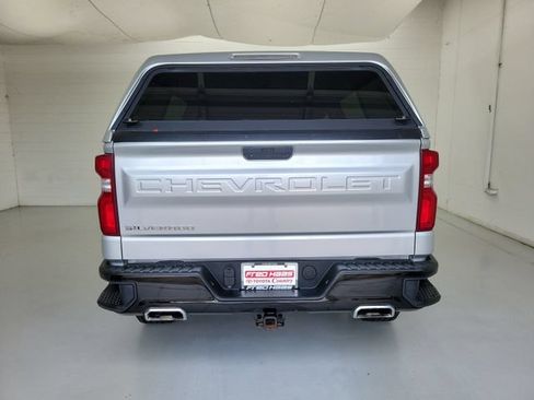Used 2019 Chevrolet Silverado 1500 Custom Trail Boss w/ Custom Convenience Package AWD/4WD image 6