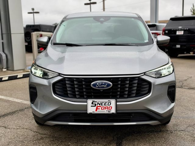 Used 2023 Ford Escape Active w/ Tech Pack #2 FWD image 2