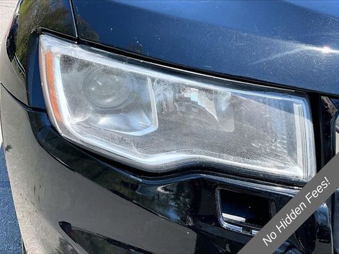 Used 2020 Jeep Grand Cherokee Limited w/ Luxury Group II AWD/4WD image 27