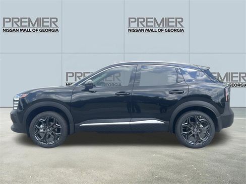 New 2026 Nissan Kicks SR FWD image 22
