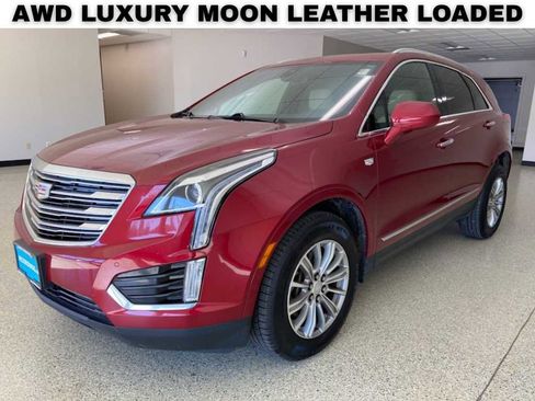 Used 2019 Cadillac XT5 Luxury image 1