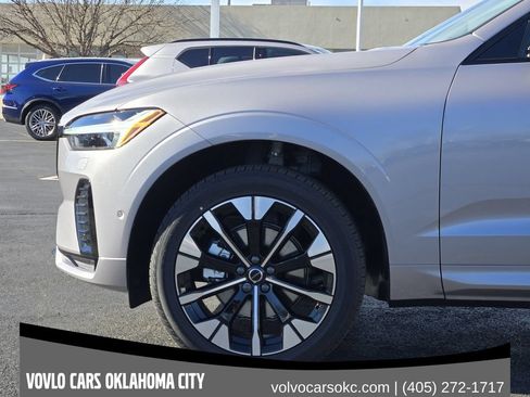 Used 2026 Volvo XC60 B5 Plus w/ Protection Package Premier AWD/4WD image 6
