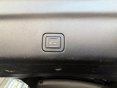 Used 2026 Chevrolet Tahoe RST w/ Comfort Package AWD/4WD image 53
