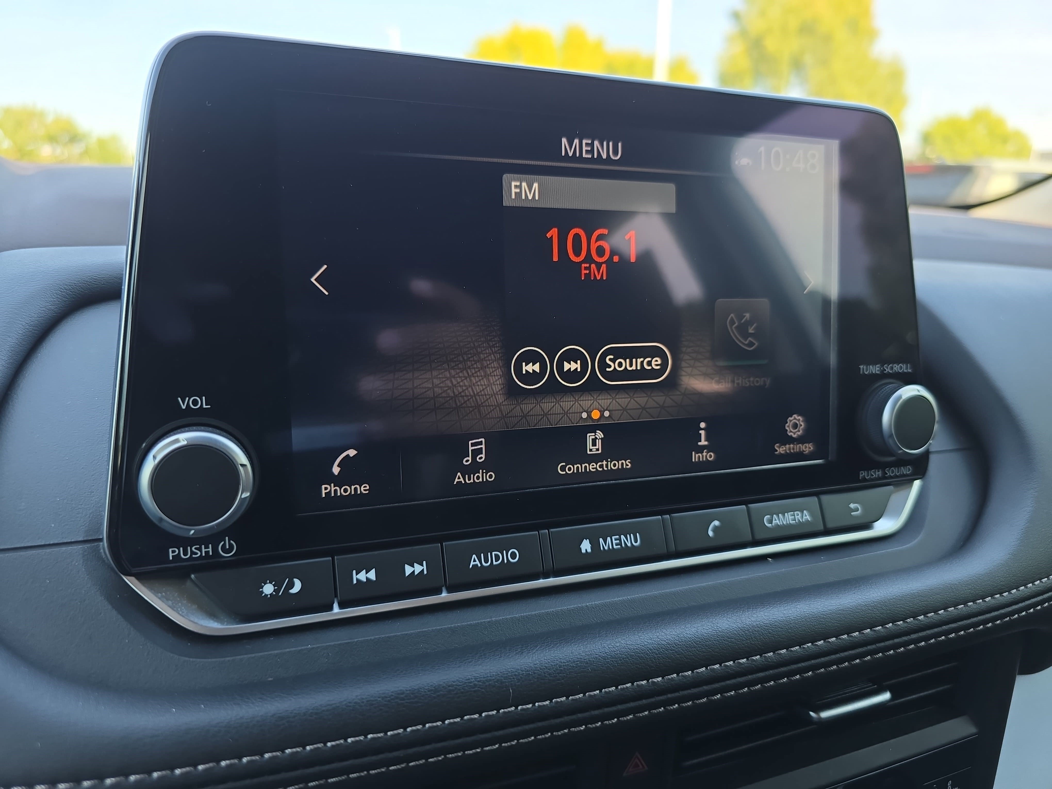 Used 2023 Nissan Rogue SV w/ SV Premium B Package FWD image 21