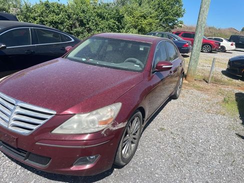 Used 2011 Hyundai Genesis 3.8 w/ Technology Pkg 4 image 3