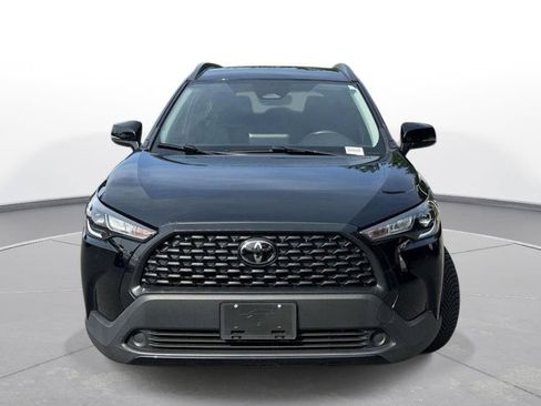 Certified 2024 Toyota Corolla Cross LE FWD image 3