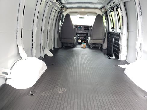 New 2023 Chevrolet Express 2500 Extended w/ Driver Convenience Package image 9