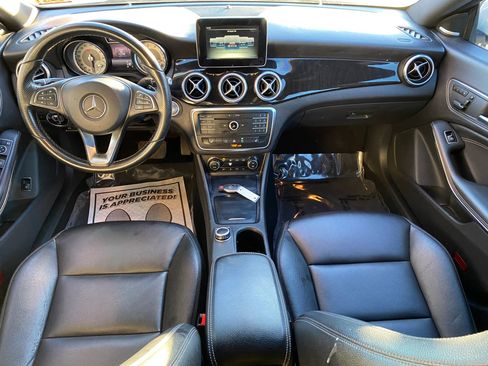 Used 2015 Mercedes-Benz CLA 250 4MATIC image 4