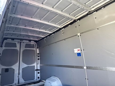 Used 2024 Mercedes-Benz Sprinter 3500 image 7