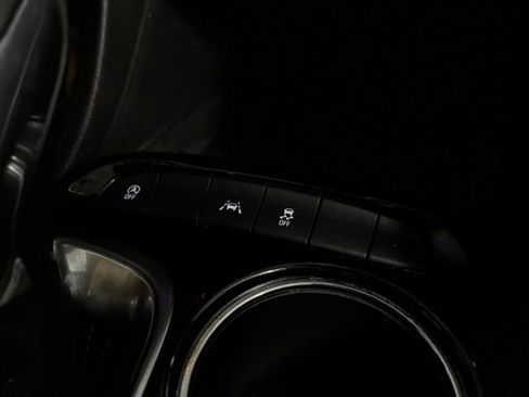 Used 2025 Buick Encore GX Sport Touring image 28