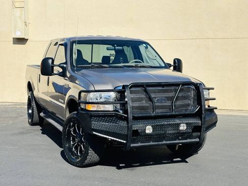 Used 2004 Ford F250 Lariat AWD/4WD image 1