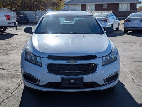 Used 2016 Chevrolet Cruze LS image 9
