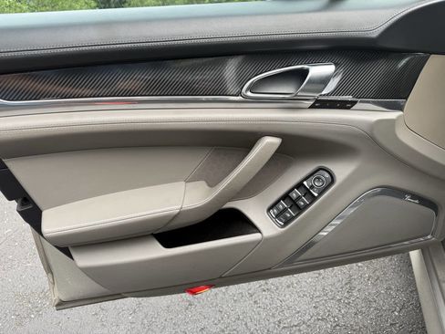 Used 2010 Porsche Panamera Turbo AWD/4WD image 23