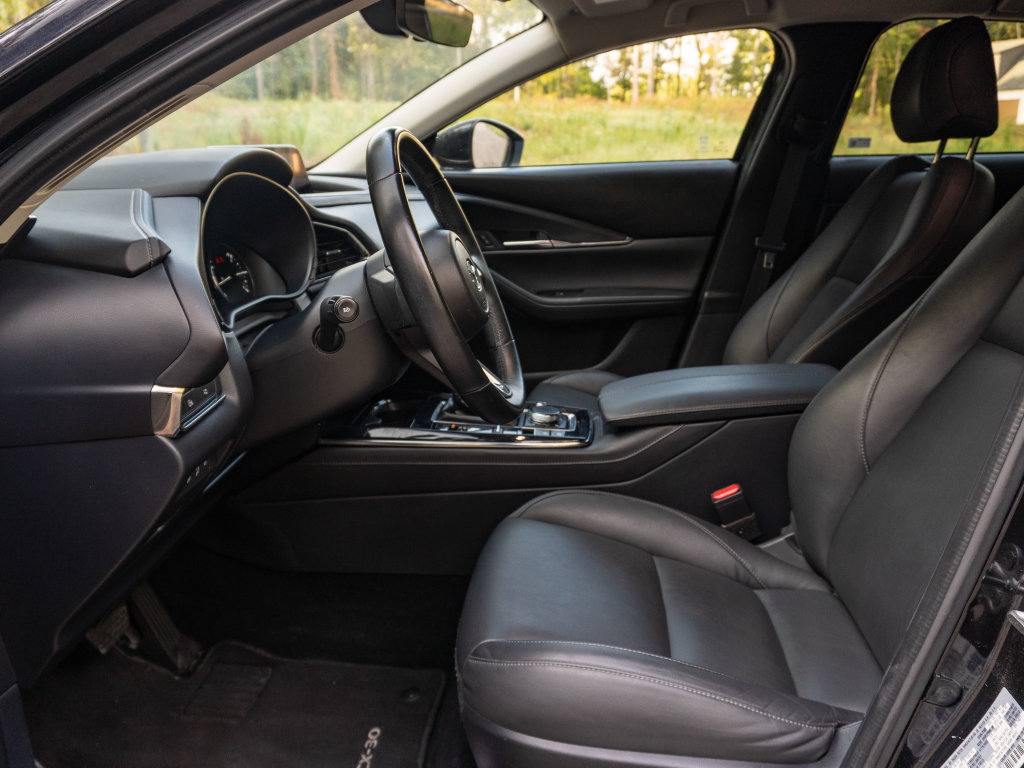 Used 2025 MAZDA CX-30 AWD 2.5 S w/ Preferred Package image 12