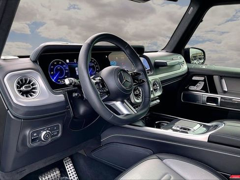 Used 2025 Mercedes-Benz G 580 w/ EQ Technology image 17