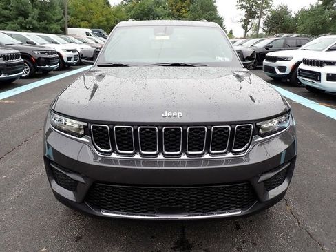 New 2025 Jeep Grand Cherokee Laredo X w/ Luxury Tech Group I image 10