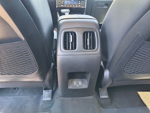 Used 2023 Hyundai Tucson SEL w/ Convenience Package FWD image 17