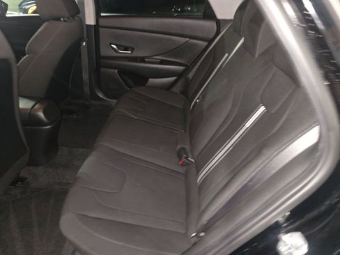 Used 2021 Hyundai Elantra SEL w/ Convenience Package FWD image 17