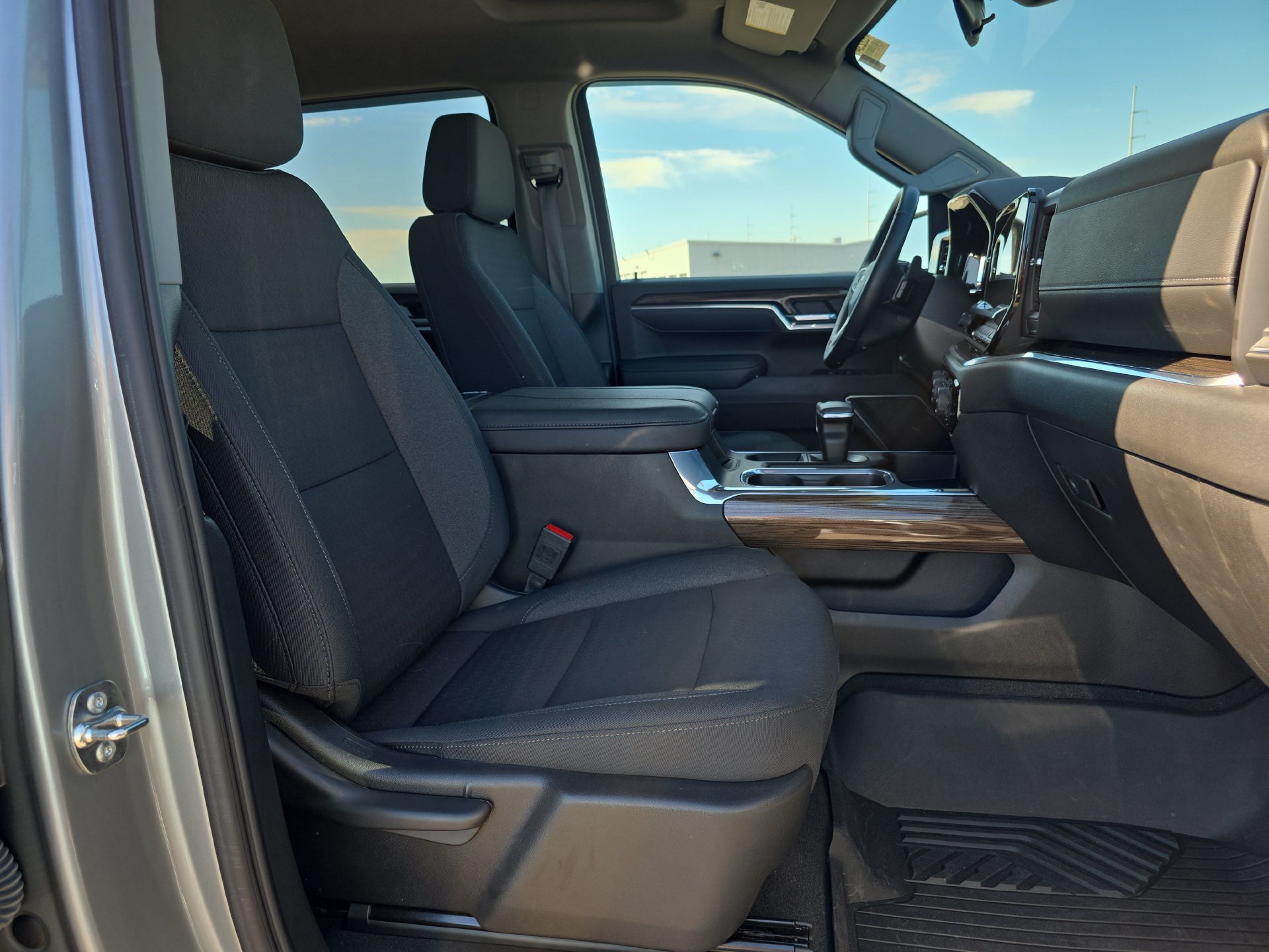 Used 2025 Chevrolet Silverado 1500 LT w/ All Star Edition Plus AWD/4WD image 18