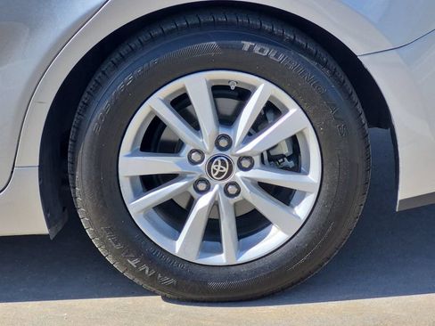 Used 2025 Toyota Camry LE FWD image 27