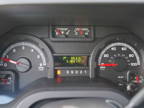 Used 2013 Ford E-150 and Econoline 150 image 11