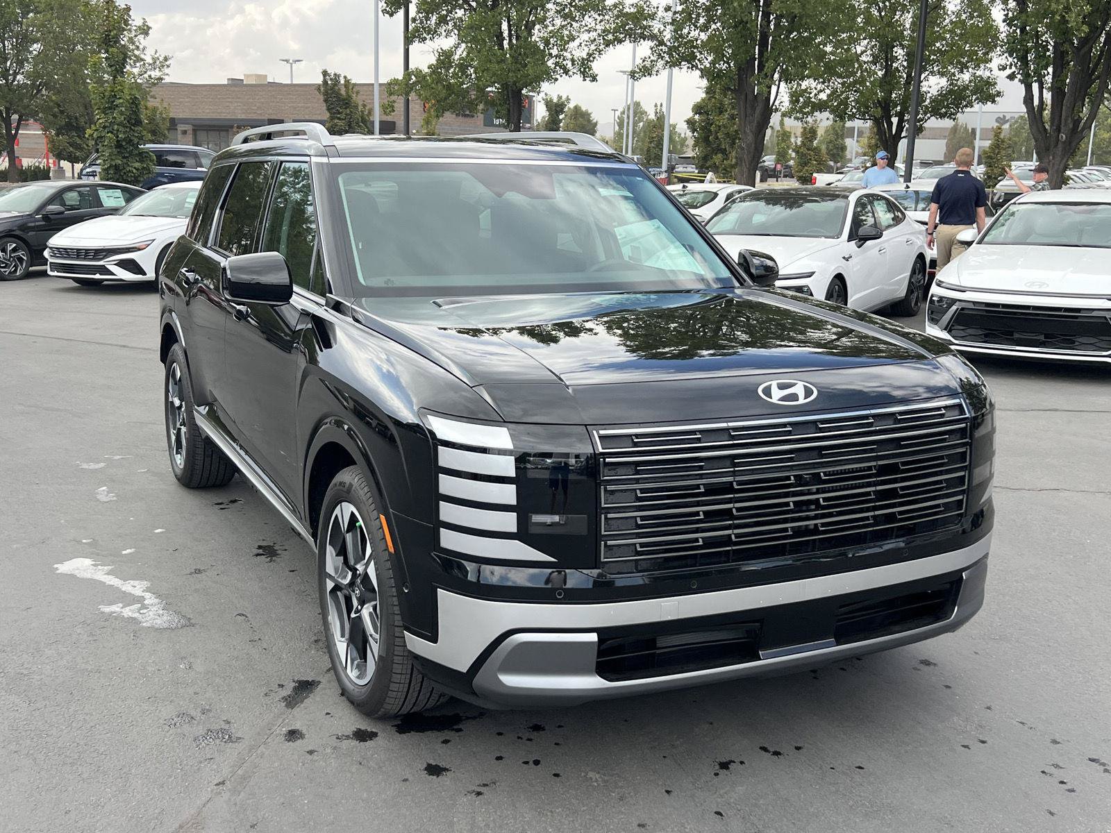 Certified 2026 Hyundai Palisade Limited AWD/4WD image 13