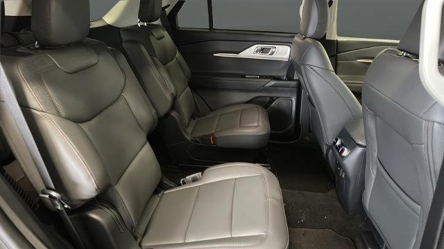 New 2026 Ford Explorer Active w/ Active Comfort Package AWD/4WD image 23