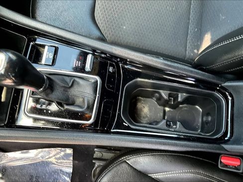 Used 2023 Jeep Compass Latitude AWD/4WD image 17