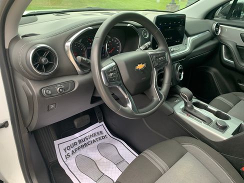 Used 2023 Chevrolet Blazer LT w/ Convenience Package FWD image 13