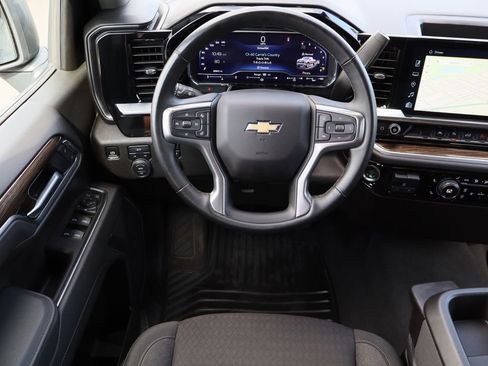 Certified 2025 Chevrolet Silverado 1500 LT image 21