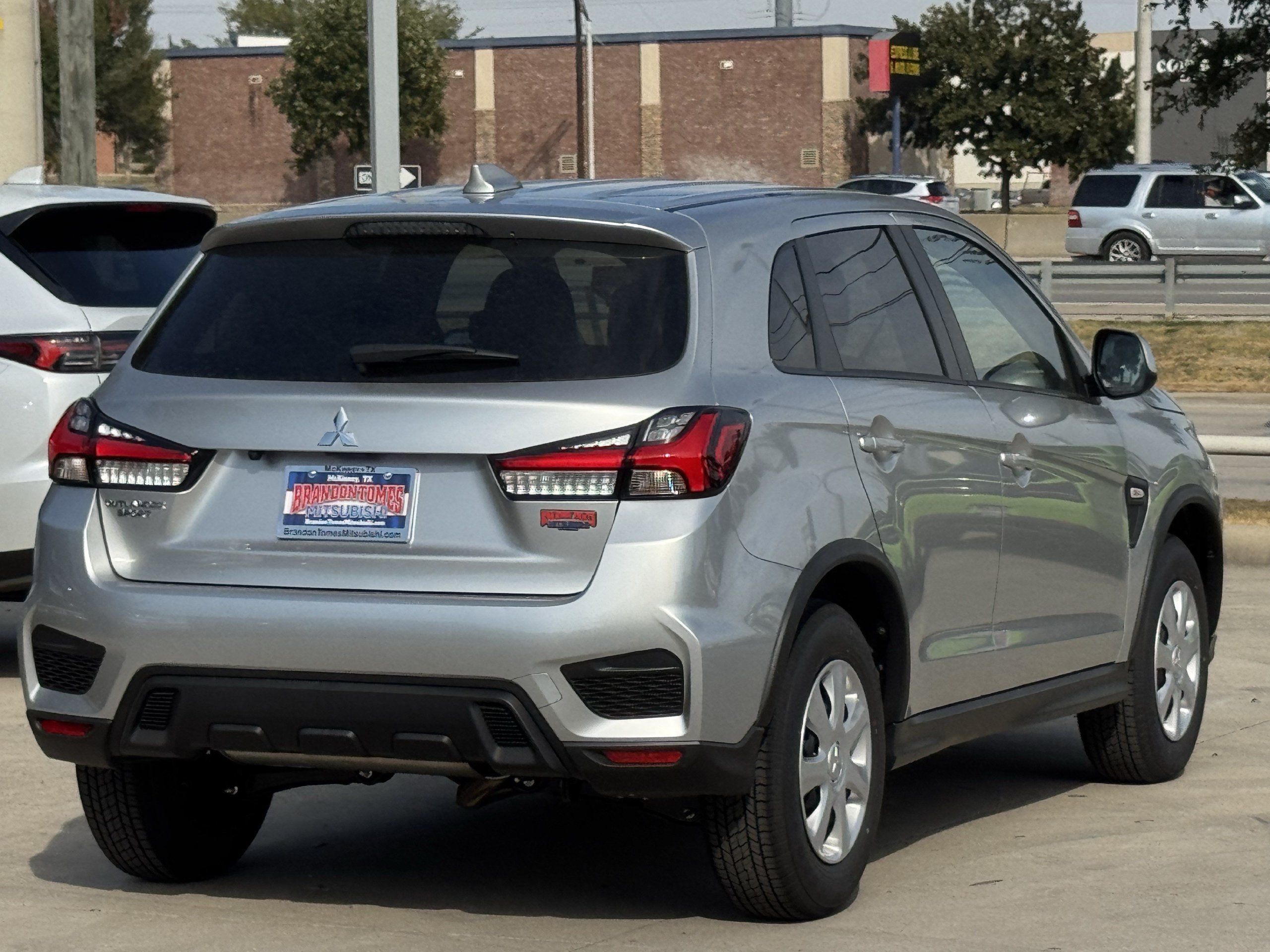 New 2027 Mitsubishi Outlander Sport FWD image 4