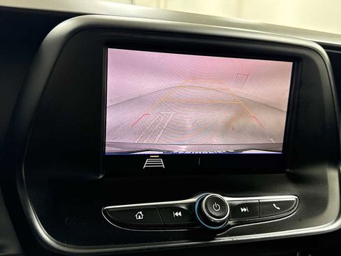 Used 2020 Chevrolet Camaro LT image 19