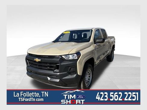 Used 2024 Chevrolet Colorado W/T image 1