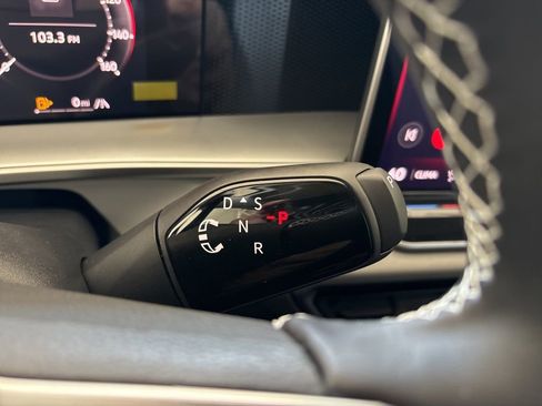 New 2026 Volkswagen Tiguan SE AWD/4WD image 19