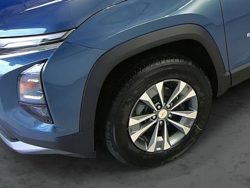 New 2026 Chevrolet Equinox LT image 7