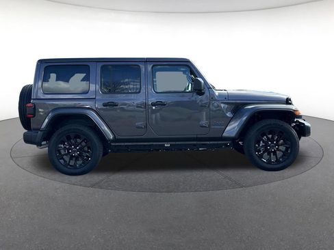 Certified 2025 Jeep Wrangler Unlimited Sahara w/ Safety Group AWD/4WD image 7