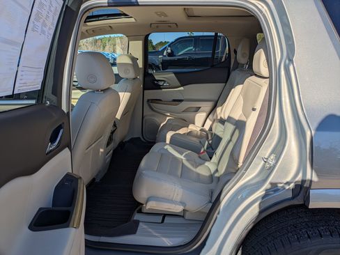 Used 2019 GMC Acadia Denali w/ LPO, Floor Liner Package image 29