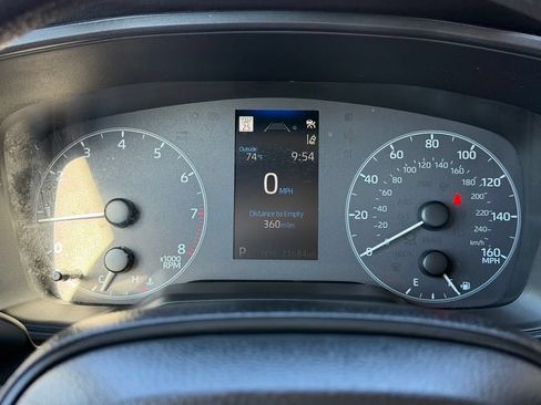 Used 2025 Toyota Corolla LE FWD image 13